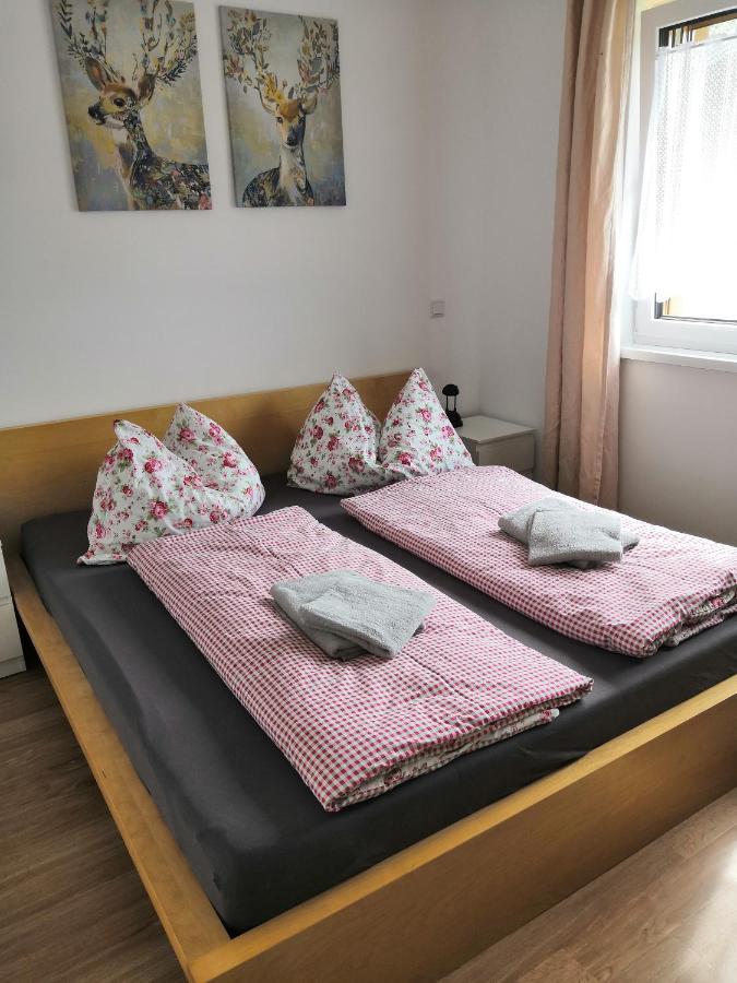 Appartment Dutzler ซังต์ มาร์ติน อัม เทนเนนเกอเบียร์เกอ ภายนอก รูปภาพ